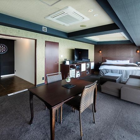 Nagasaki Chapel Coconuts Hotel ＆Resort Isahaya Екстер'єр фото