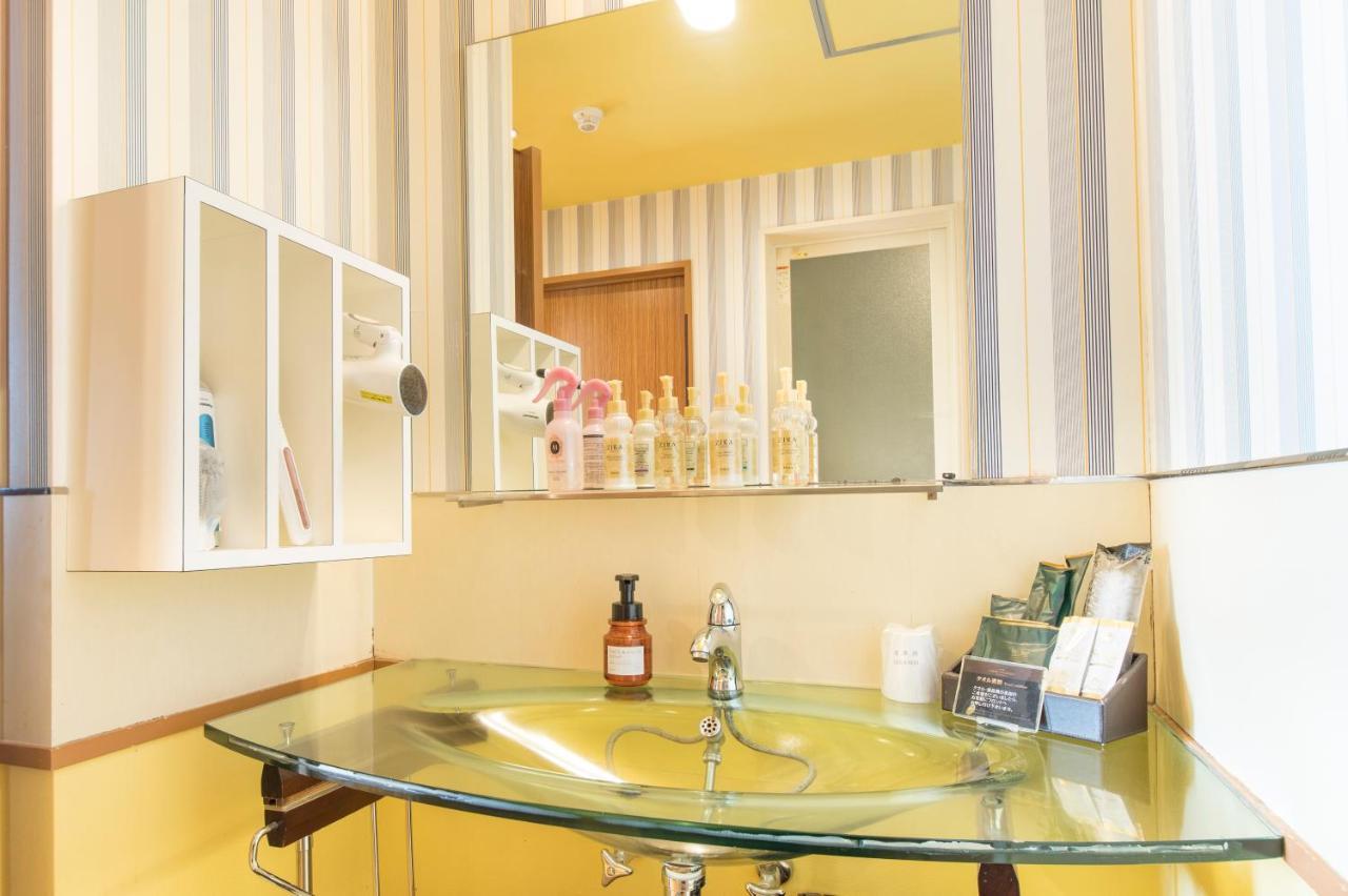 Nagasaki Chapel Coconuts Hotel ＆Resort Isahaya Екстер'єр фото