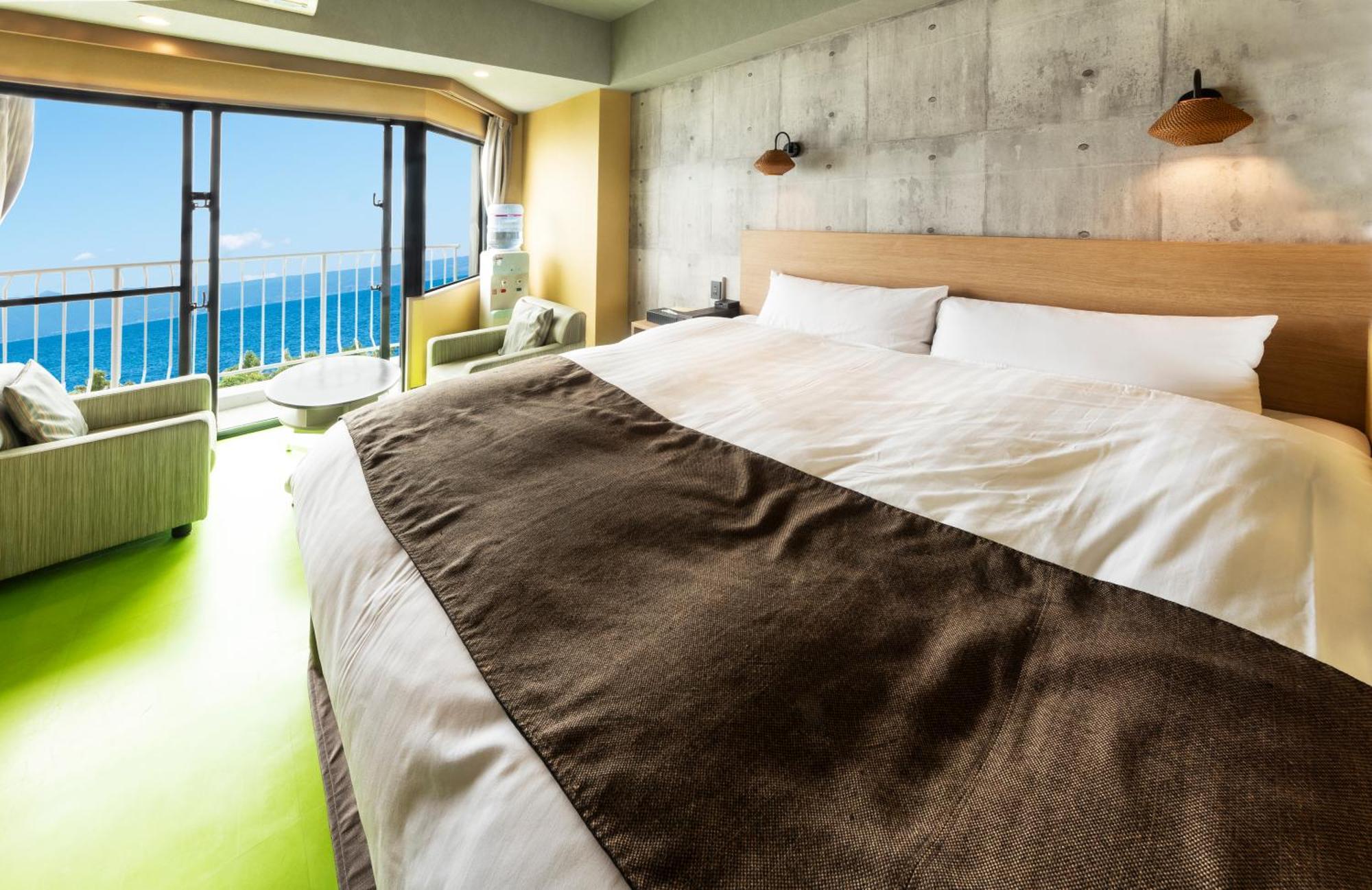 Nagasaki Chapel Coconuts Hotel ＆Resort Isahaya Екстер'єр фото