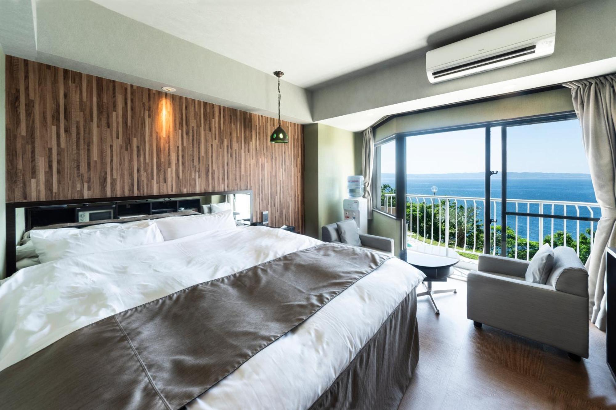 Nagasaki Chapel Coconuts Hotel ＆Resort Isahaya Екстер'єр фото