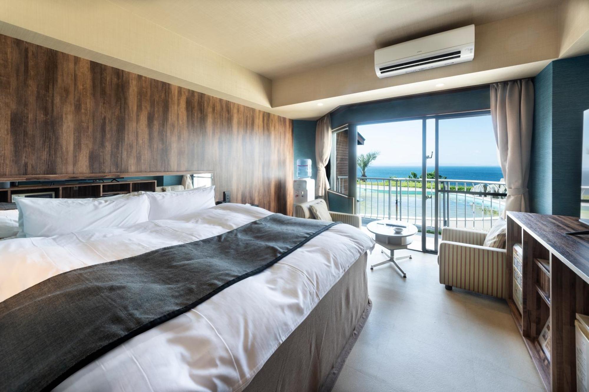 Nagasaki Chapel Coconuts Hotel ＆Resort Isahaya Екстер'єр фото